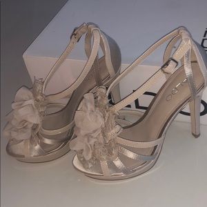 Natural skin color satin lace leather high heels